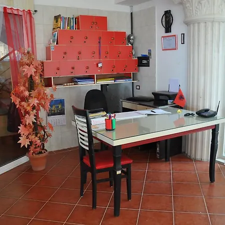 Hotel Krenari 3*